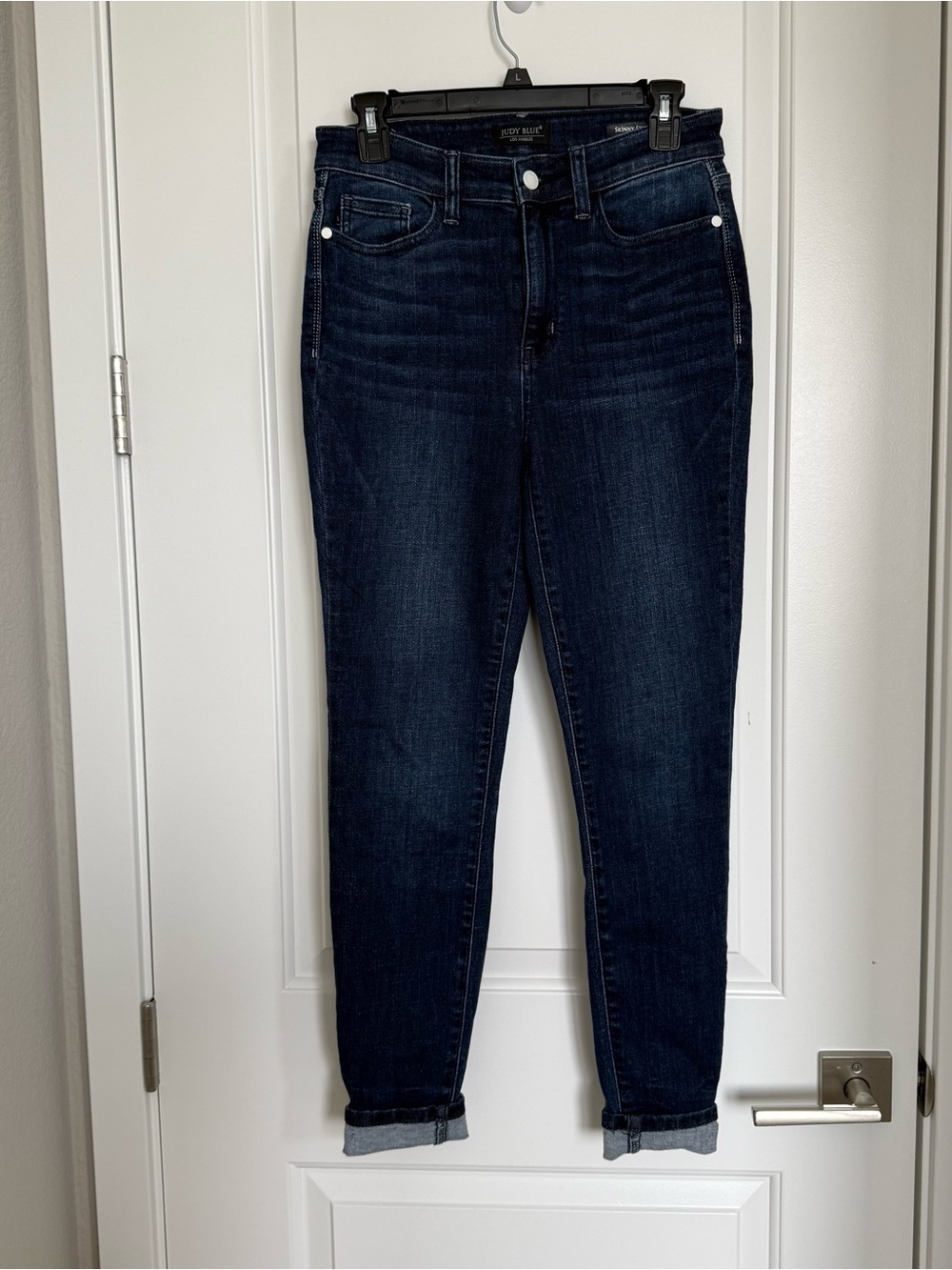 Judy Blue Women's Mid Rise Classic Crinkle Ankle Detail Skinny Jeans Size 7/28 - Picture 3 of 10